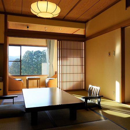 Yoshimatsu Hotel Hakone Luaran gambar