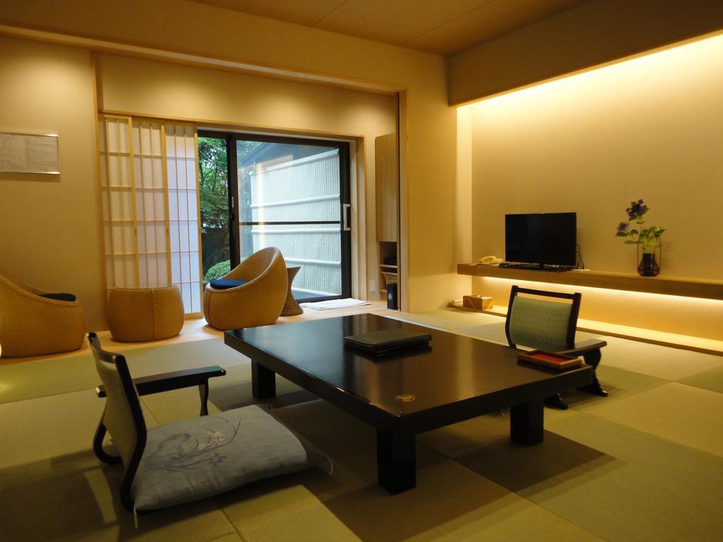 Yoshimatsu Hotel Hakone Luaran gambar